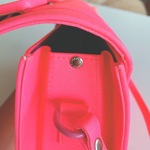 Mermies pink purse - Picture 7 of 8